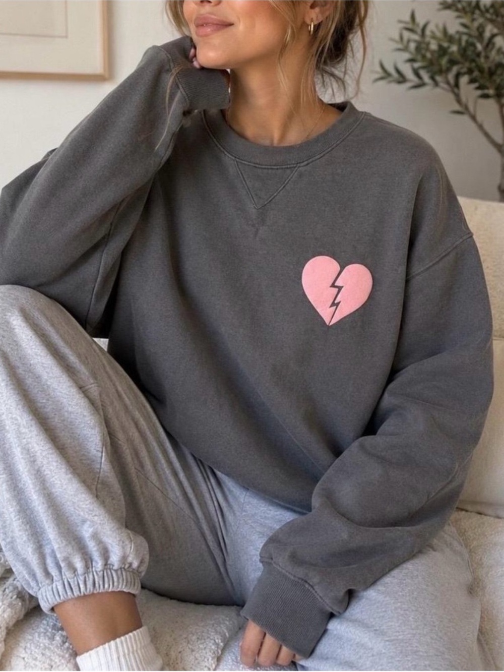 ·Wildfox· Gray and Pink HeartBreak "I Wish It Was Saturday" Sweatshirt